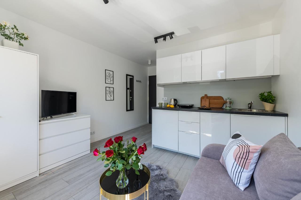Batorego 220 - 450M Stacja Metra Pola Mokotowskie, 800M Biblioteka Narodowa - 20M Piekny Park Pola Mokotowskie - 800M Do Sgh - Wifi - Smart Tv - Good Apartments Warsaw Ngoại thất bức ảnh